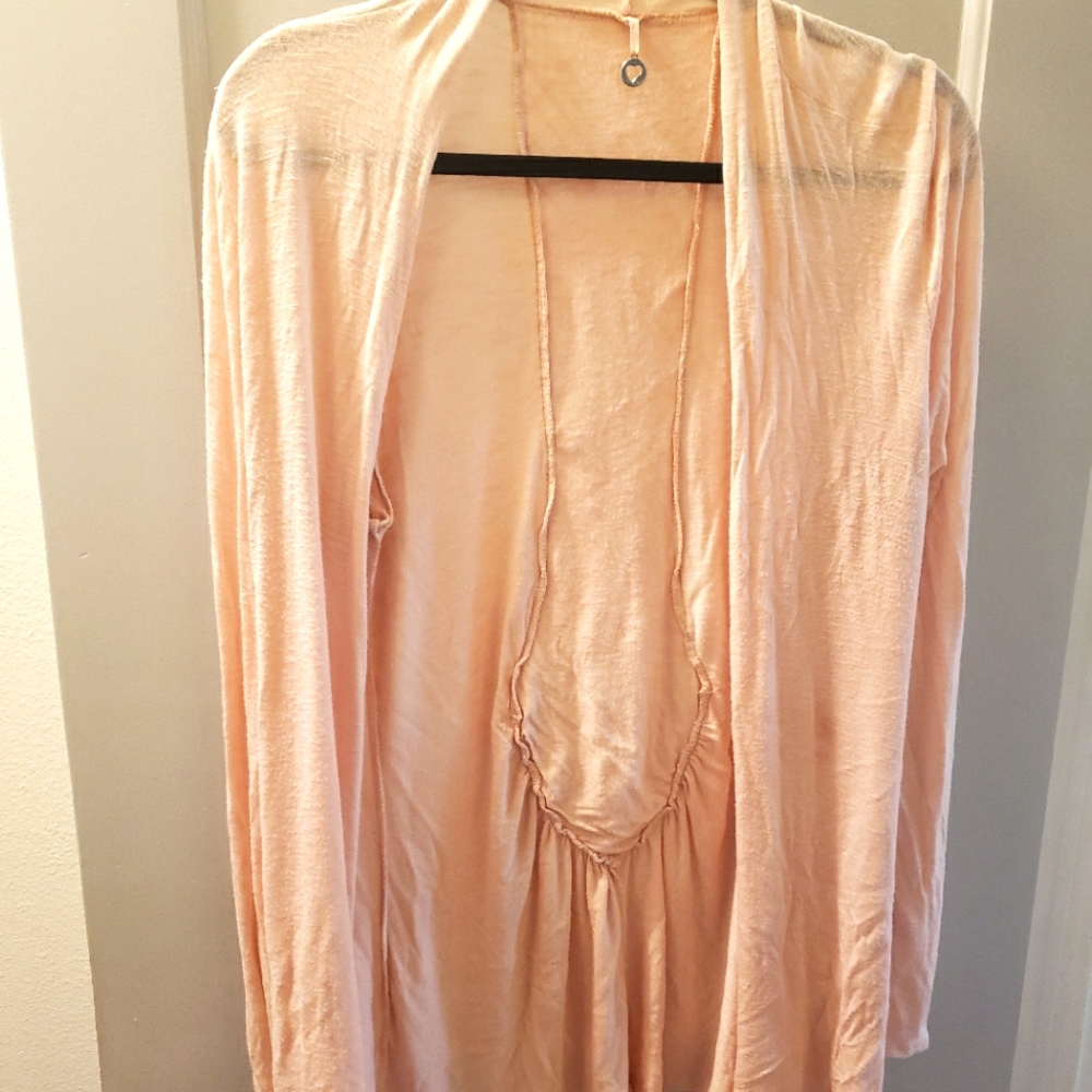 Robin K. Pink Flowy Cardigan